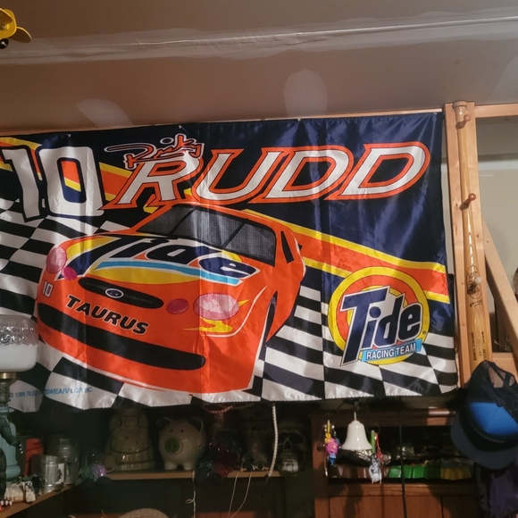 Ricky Rudd Tide car - Picture 4 of 4